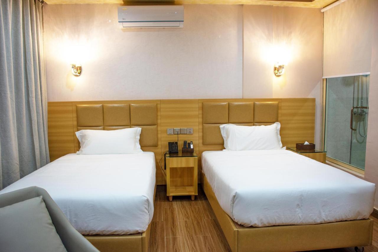 Sami Hotel Ouagadougou Esterno foto