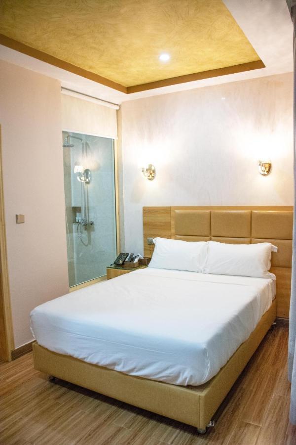 Sami Hotel Ouagadougou Esterno foto